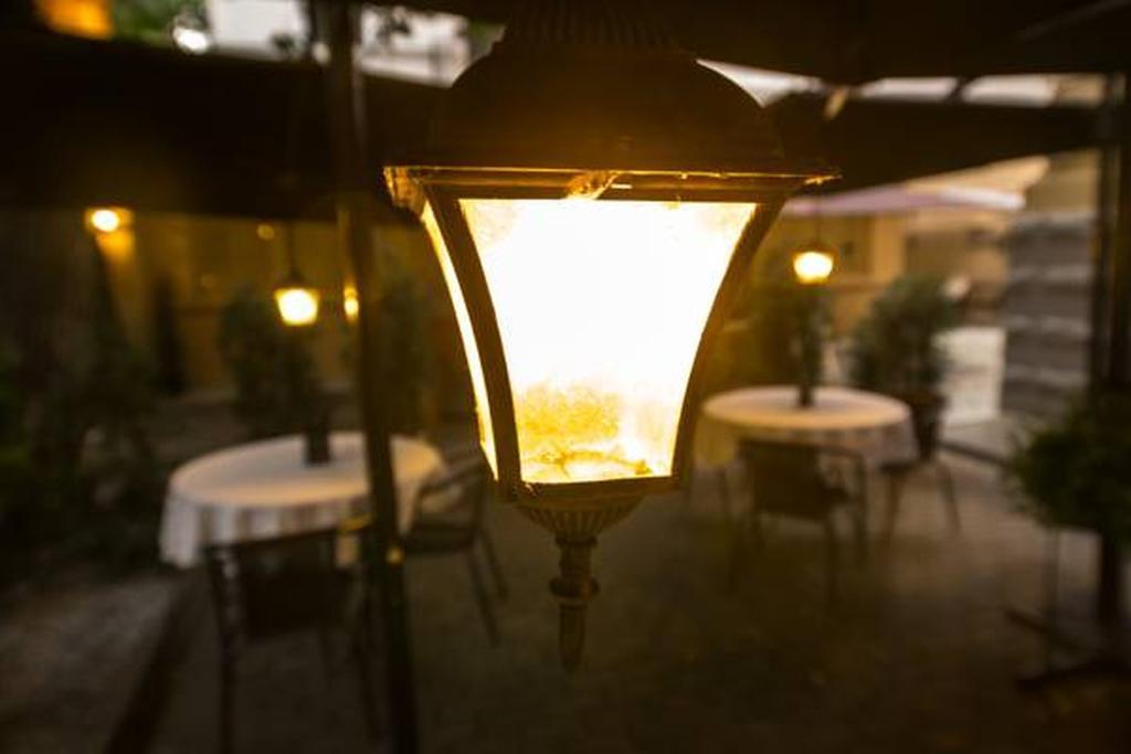 Grand Boutique Hotel Bucarest Exterior foto