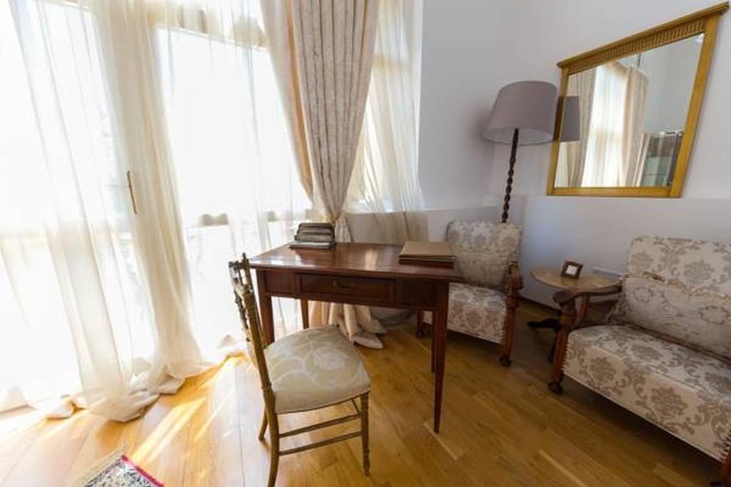 Grand Boutique Hotel Bucarest Exterior foto